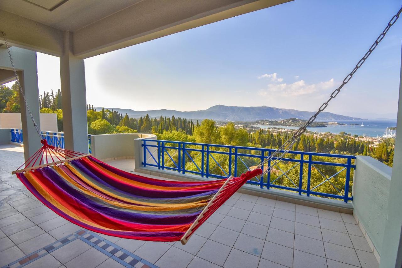 Julie Christie - Pool - Amazing Seaview * Kontokali