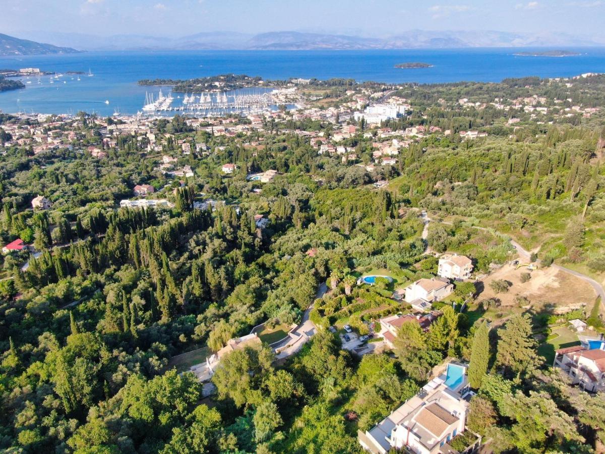 Julie Christie - Pool - Amazing Seaview Villa *