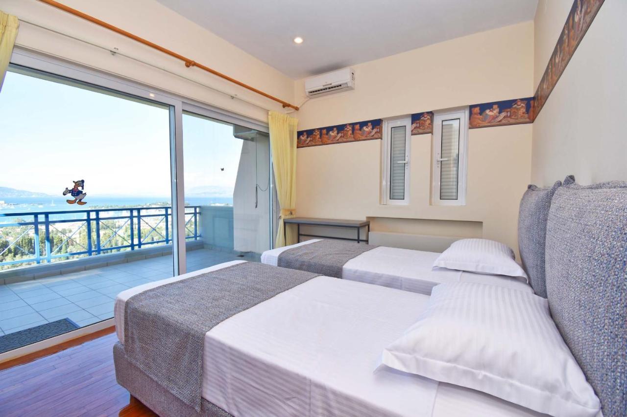 Julie Christie - Pool - Amazing Seaview Villa *