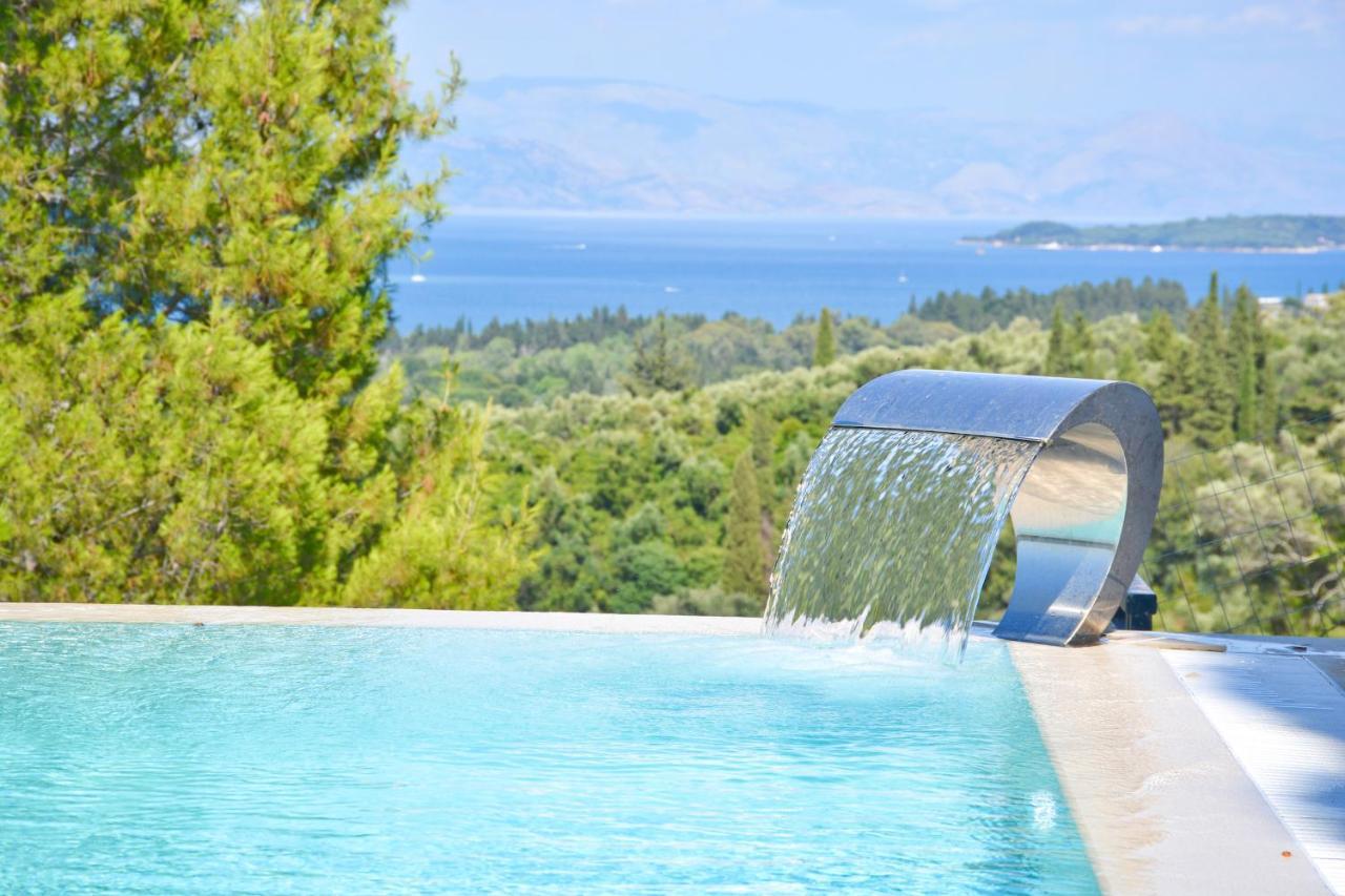 Julie Christie - Pool - Amazing Seaview Villa *